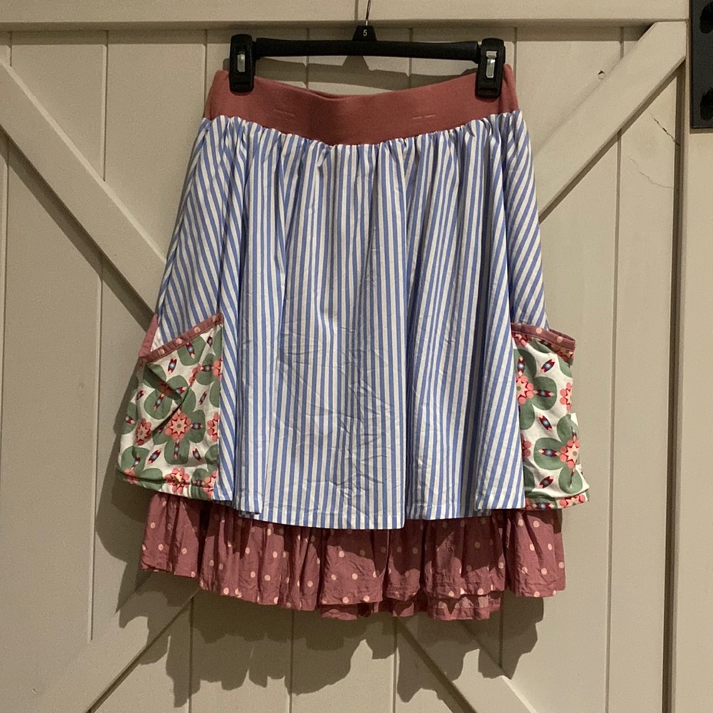 Cute Matilda Jane skirt NWOT